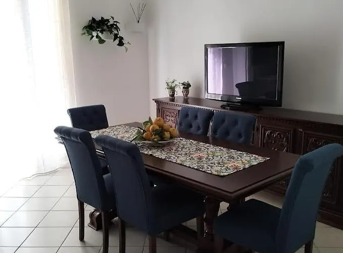 Ecate ジャルディーニ・ナクソス