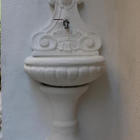 Ecate Giardini-Naxos